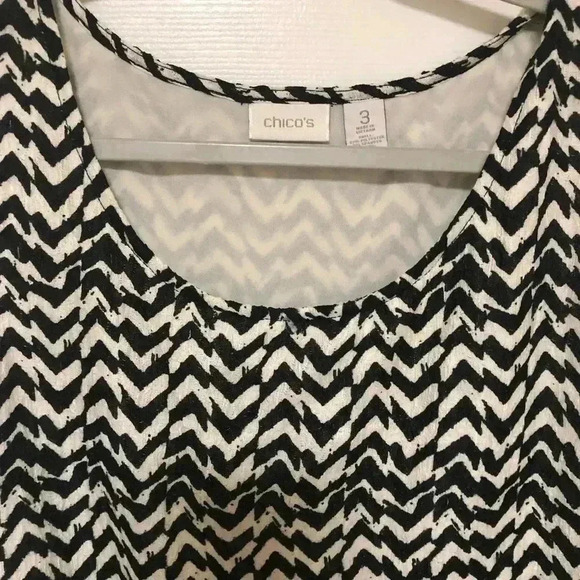 Chicos black and white top Size 3 - Picture 3 of 7